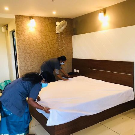 Hotel Wayanad Royal Crown Kalpetta Esterno foto