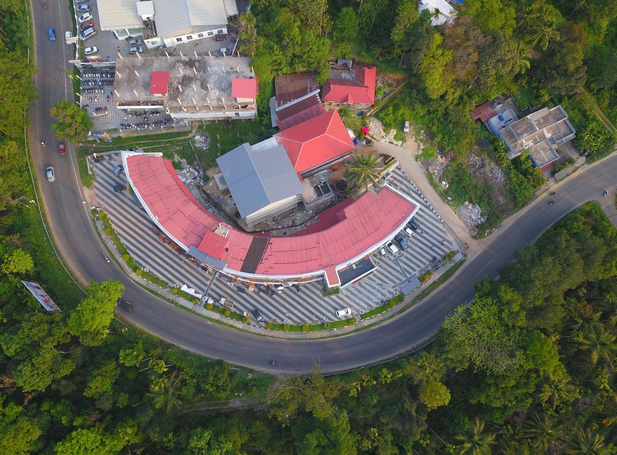 Hotel Wayanad Royal Crown Kalpetta Esterno foto