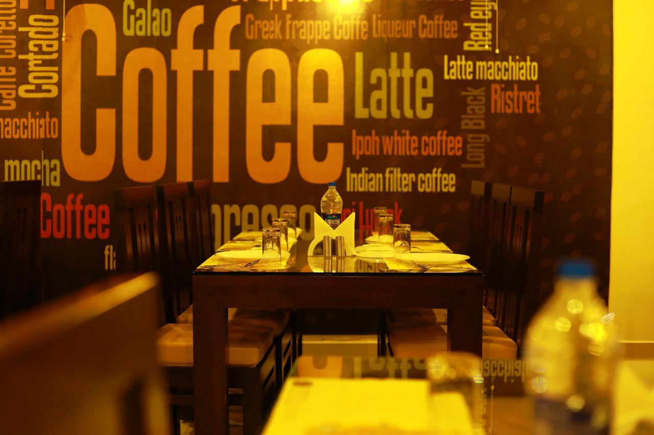 Hotel Wayanad Royal Crown Kalpetta Esterno foto