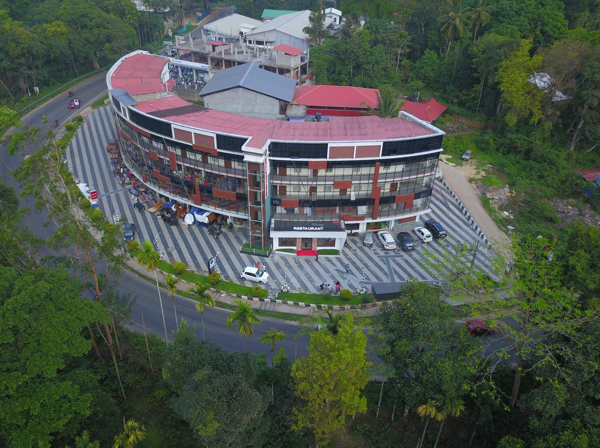 Hotel Wayanad Royal Crown Kalpetta Esterno foto